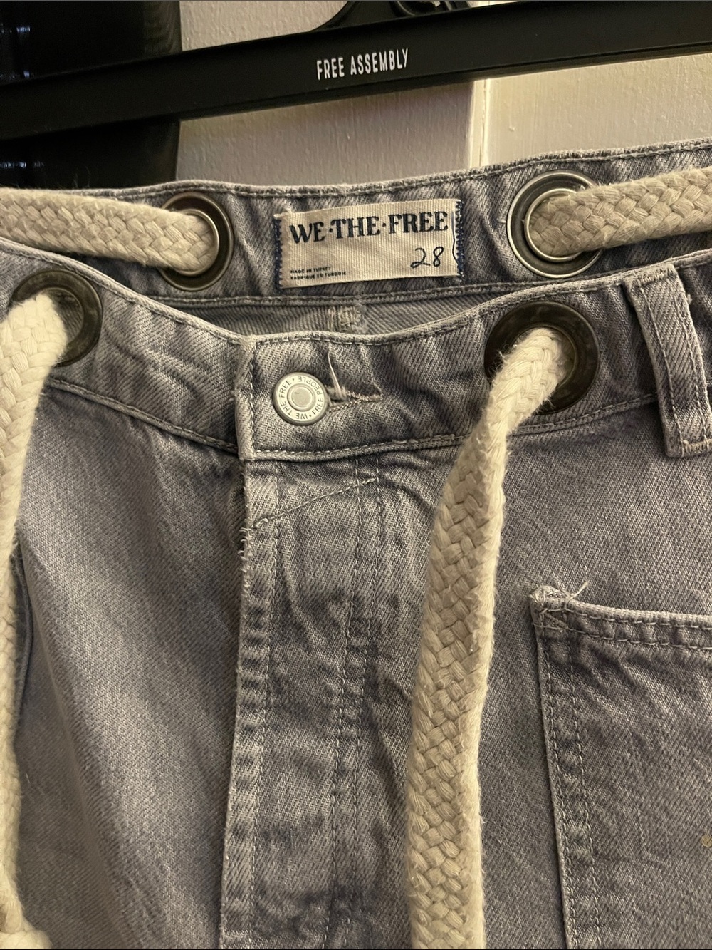 Free People Moxie Slung Pull On Barrel Grey Jeans Size 28 NWOT SOLD-OUT VIRAL - Picture 13 of 16